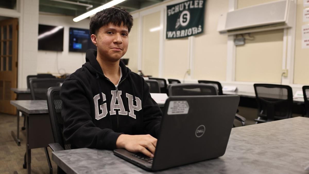 Eduardo Vargas, Schuyler's FBLA coding champion
