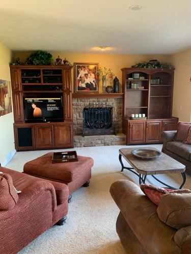 022022-owh-liv-whitehouse-p12