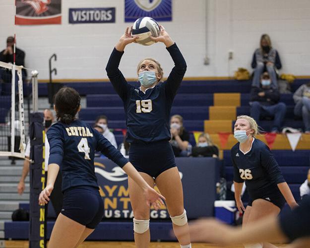 Mustang volleyball