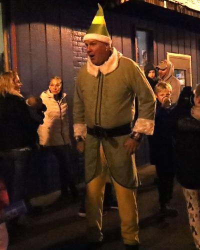 Cruisin' Into Christmas