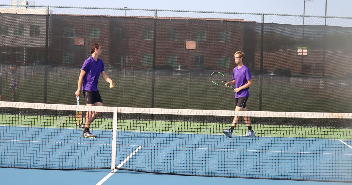 Unity and leadership set Huskies netters apart Local News Stories Unity and leadership set Huskies netters apart Local News Stories