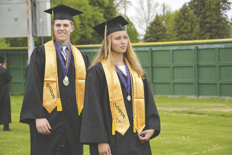 Wahpeton seniors hold graduation in the park Local News Stories