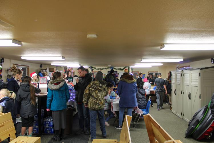Breckenridge tree lighting brightens the night Local News Stories