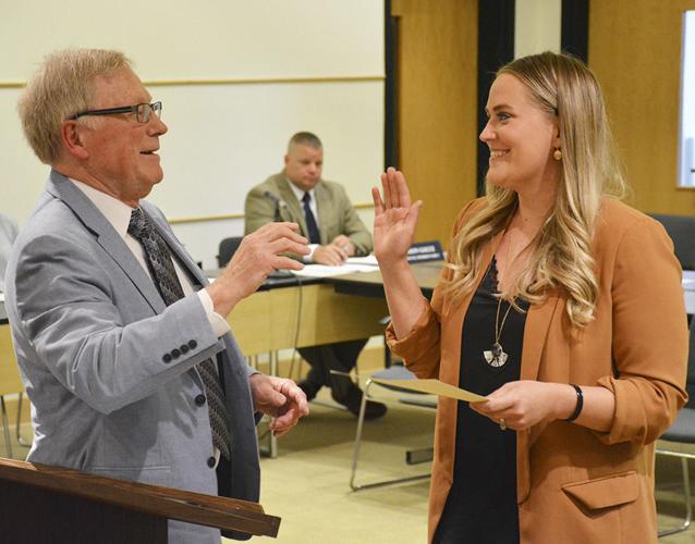 Wateland, Lambrecht reelected as council pres., veep Local News