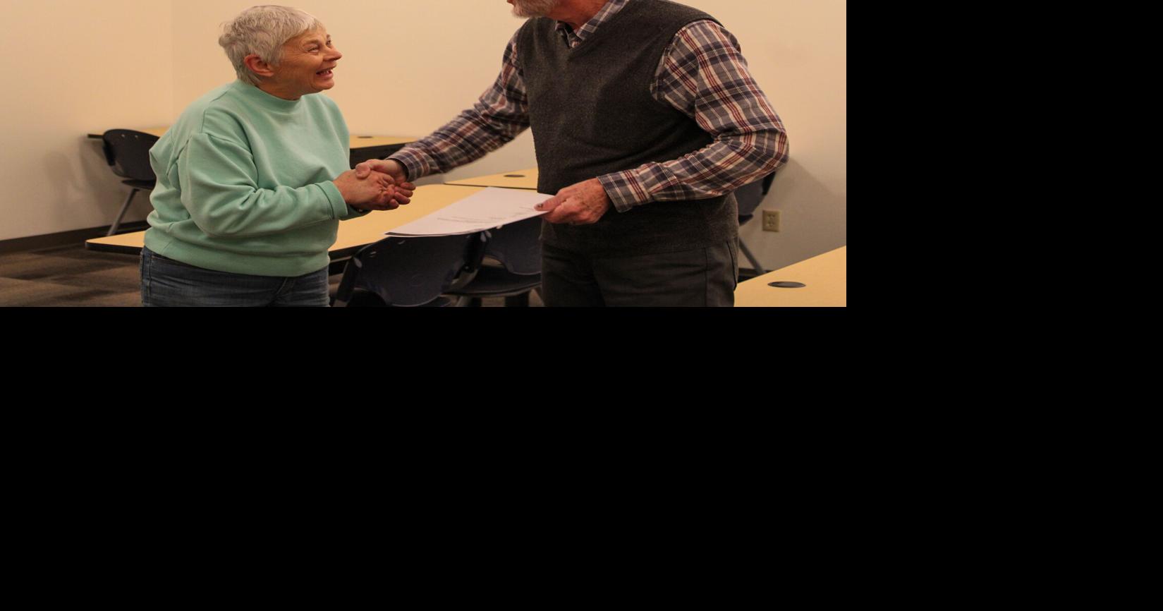 WahpetonBreckenridge Community Band receives 4,000 donation Local