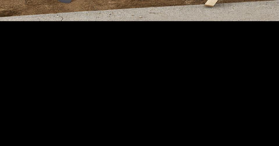 Volunteers bolster Mooreton Pond shelter News Monitor