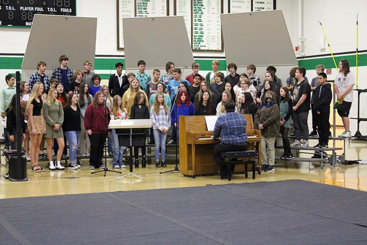 Breckenridge celebrates Veterans Day at high school Local News