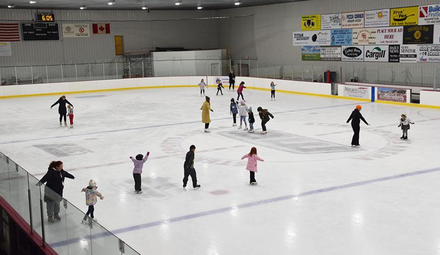 Nice on the ice; 40 years of Southern Valley Figure Skating Club