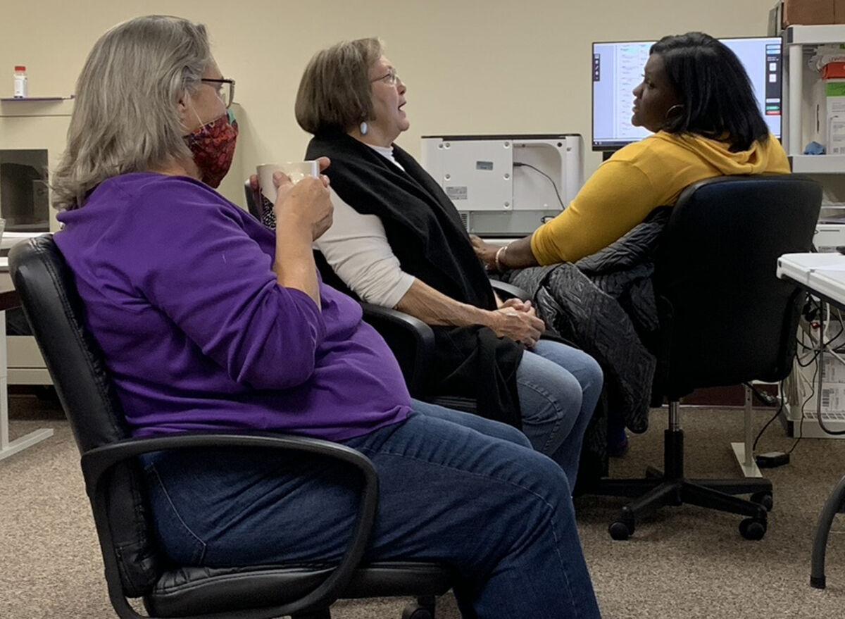 200 000 Ballots Left To Be Counted In Georgia Waltontribune Com