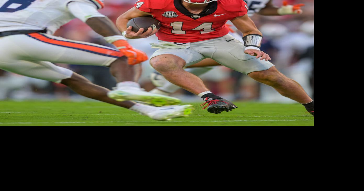 Three turnovers, costly penalties doom Georgia in Auburn upset