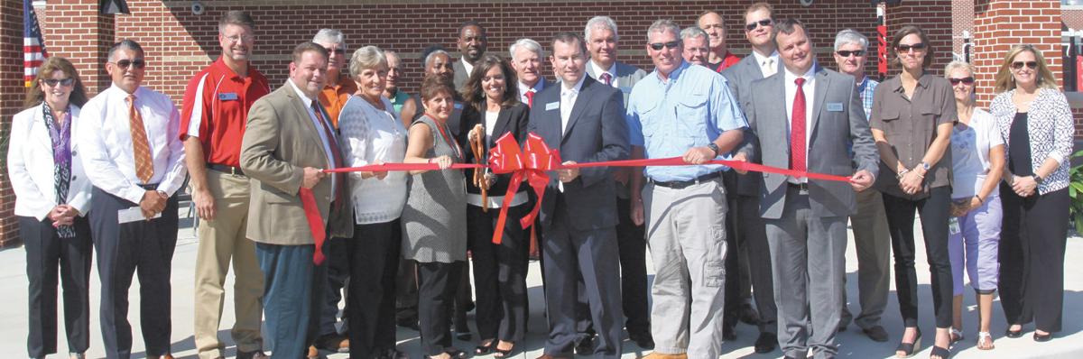 Ribbon Cutting Opens LES