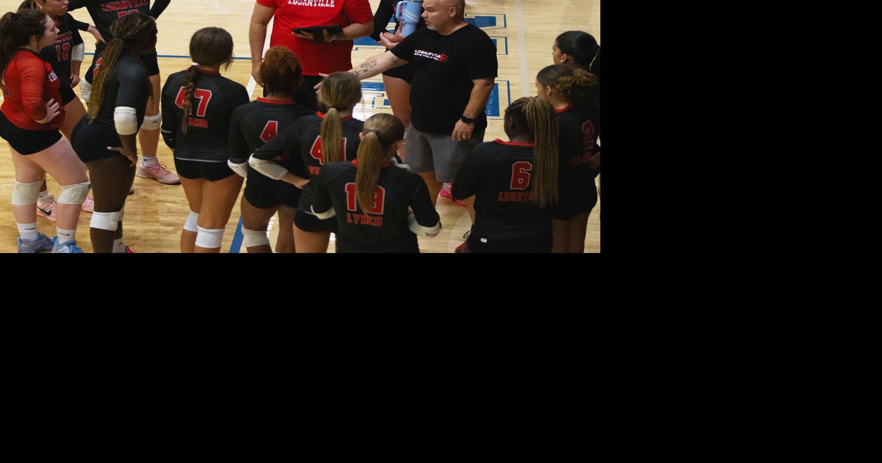 King earns 500th career win while Spike Devils cruise
