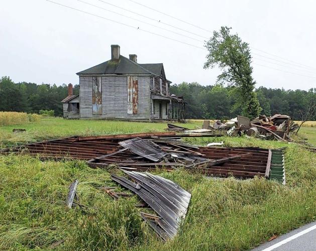 National Weather Service surveys tornado damage here | News ...