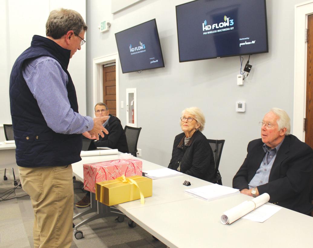 Outgoing Warrenton commissioners honored News
