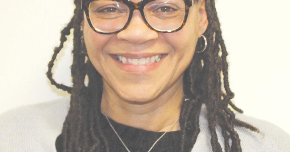 County manager introduces Lottie Terry as new Human Resources director