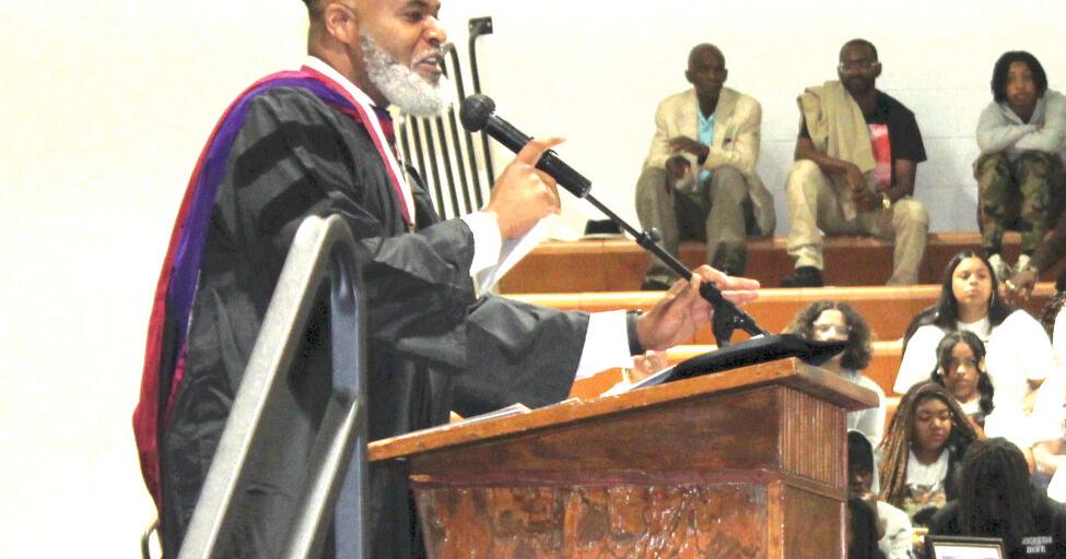 WCHS seniors challenged to face difficulties like Eagles