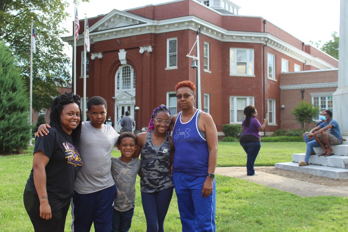 Monument removal, Warrenton, NC