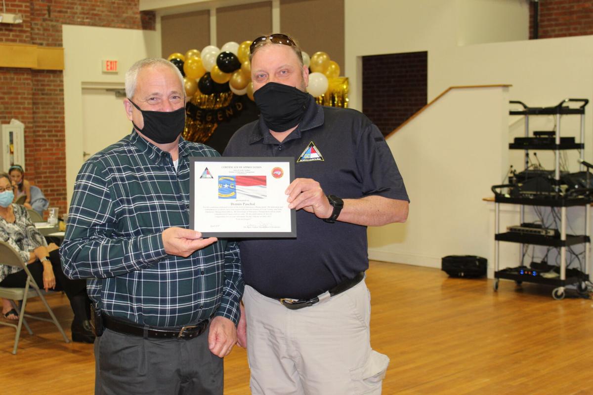 IMG_5481 TimByersPresentsAward.JPG