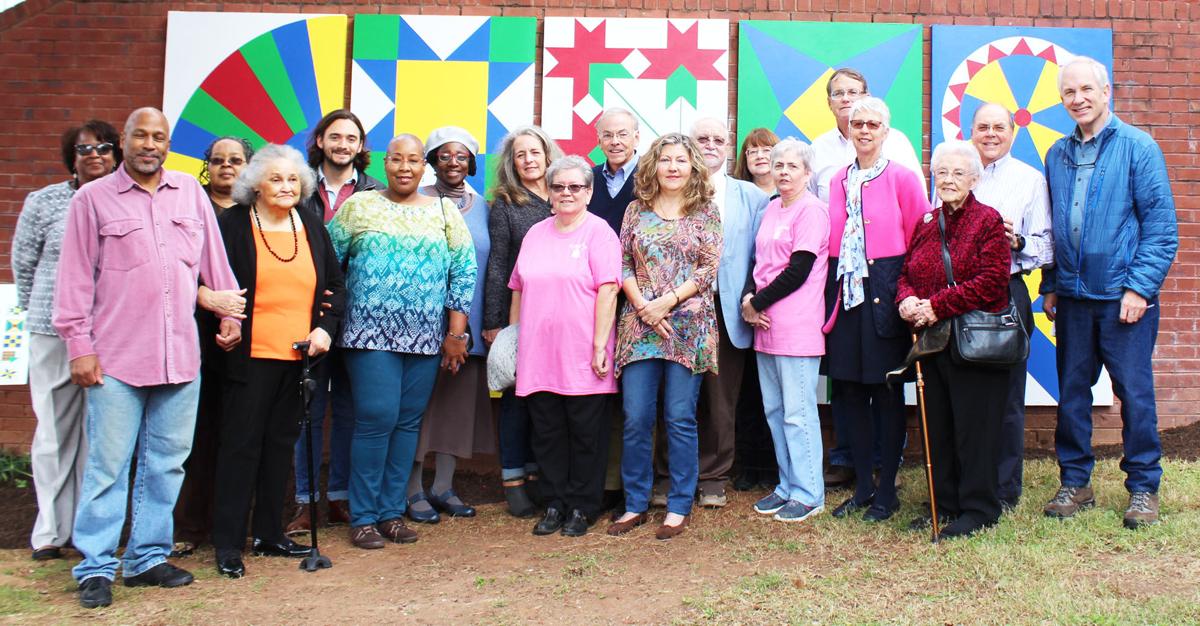 Patterns That Bind Display Highlights County S Rich Quilting