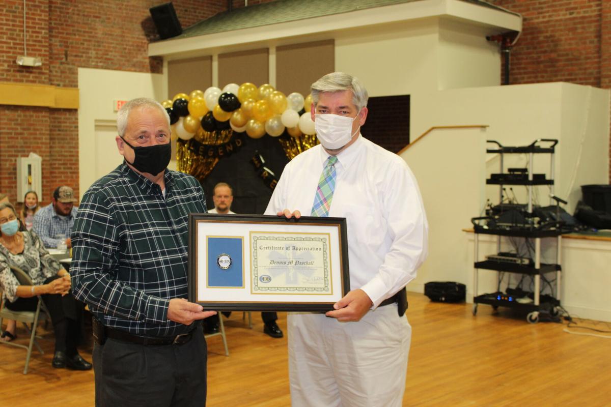 IMG_5482 TomMitchellPresentsAward.JPG