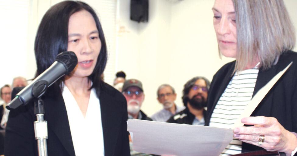 DeGaetano introduced as county finance officer