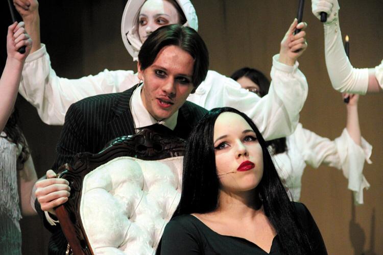 Pilgrim Players snap twice | Local-news | warwickonline.com
