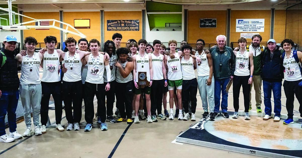 Hawks fly to second at indoor championships | Sports | warwickonline.com