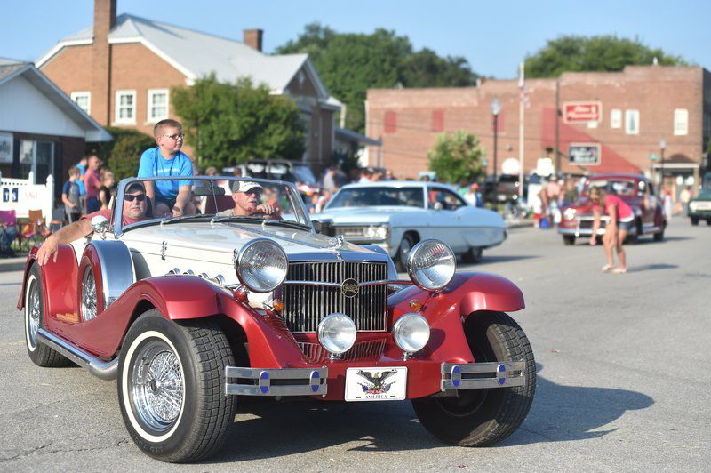 Odon's Old Settlers kicks off with parade Local News