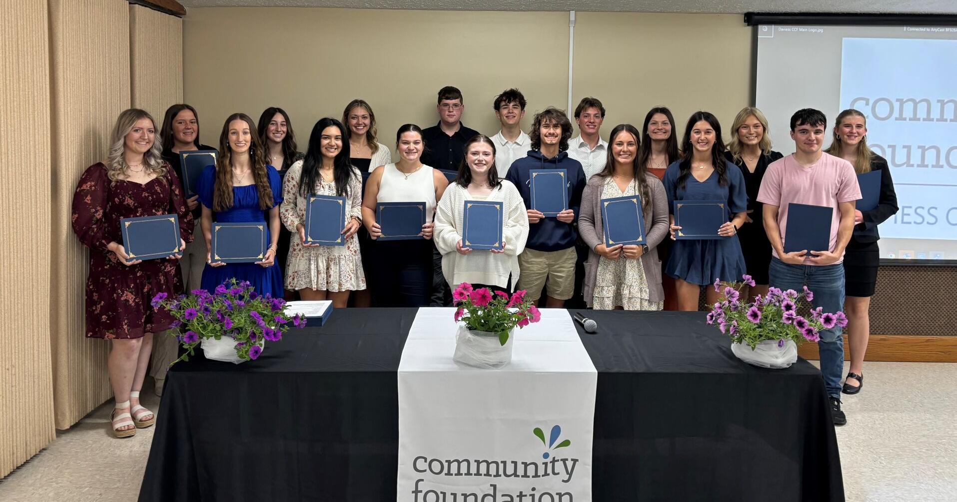 Daviess County Community Foundation announces scholarship winners - Vimarsana News