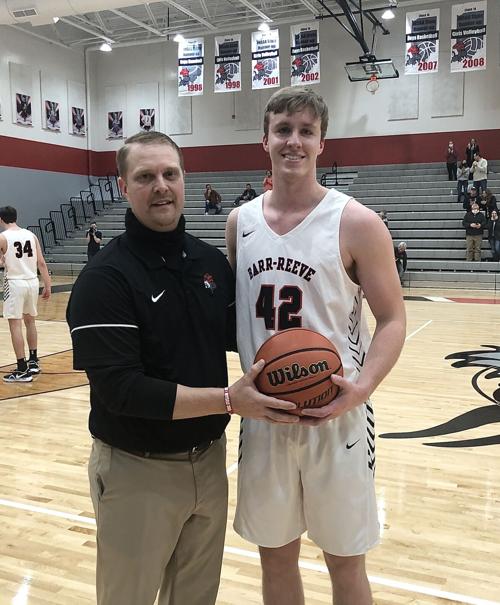 Curt Hopf scores 1,000th career point