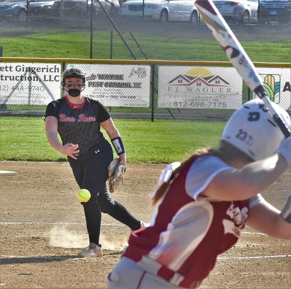 Lady Vikes Cage Cardinals Sports Washtimesherald Com