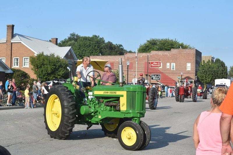 Odon's Old Settlers kicks off with parade Local News