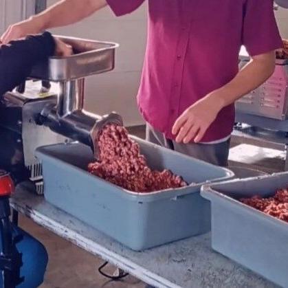 Lovina's Amish Kitchen: Beef preparation begins - Vimarsana News