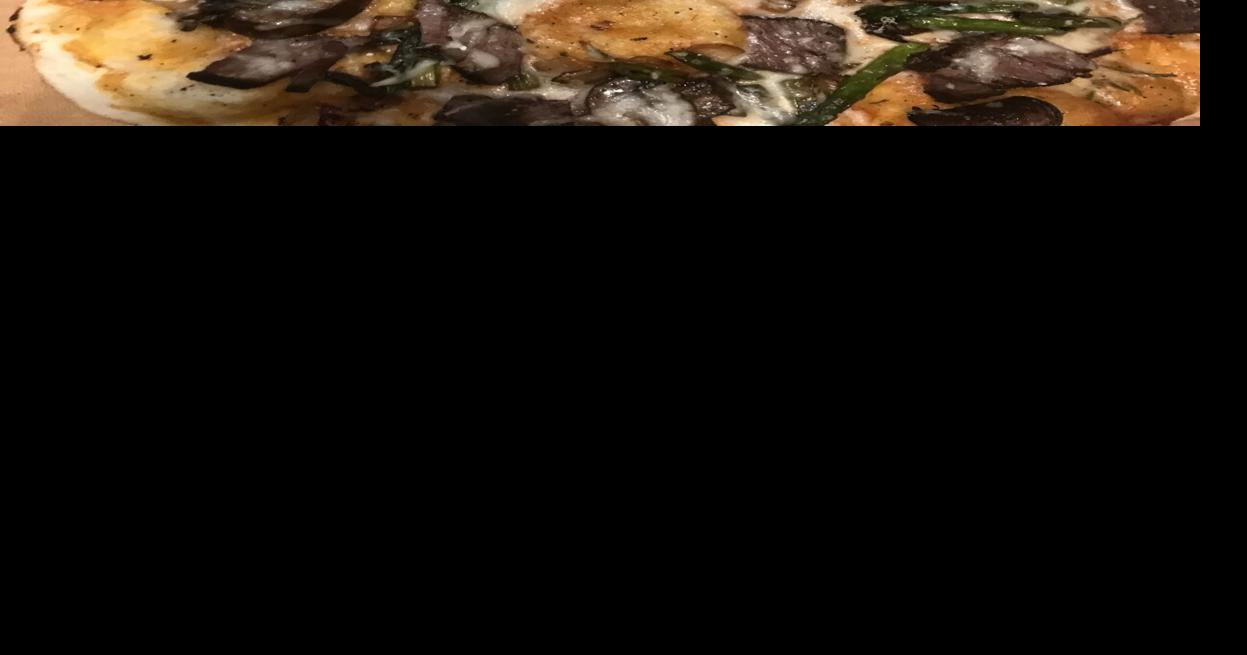 Beef tenderloin pizza Lifestyles