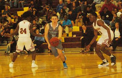 St Clair Scores 30 Points Pioneers Still Fall To Hickory Local