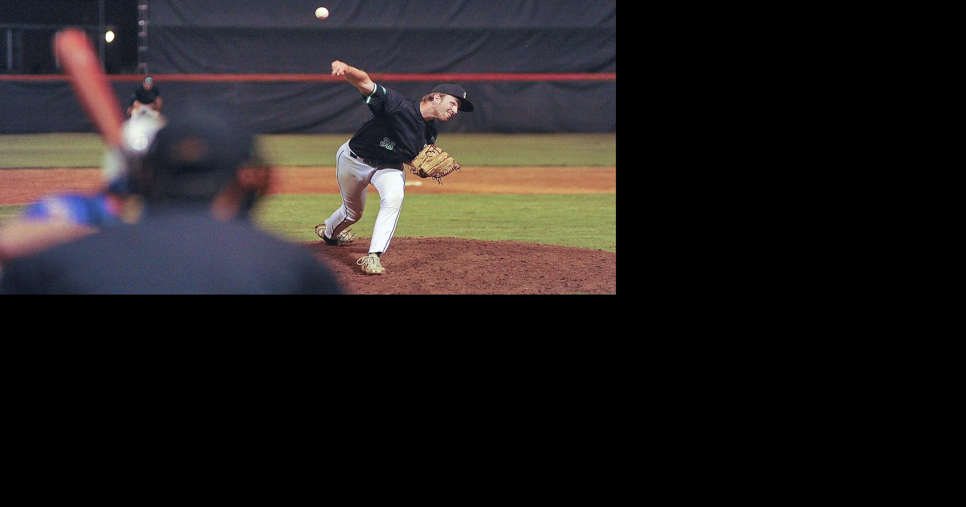 Read moreMoonshiners end tough week with loss at Hollers