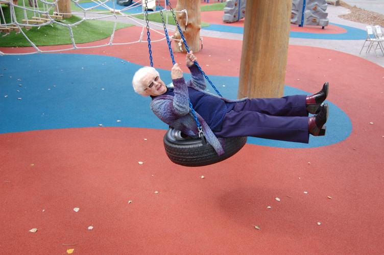 Longtime Blowing Rock resident, Blowing Rocket newspaper columnist