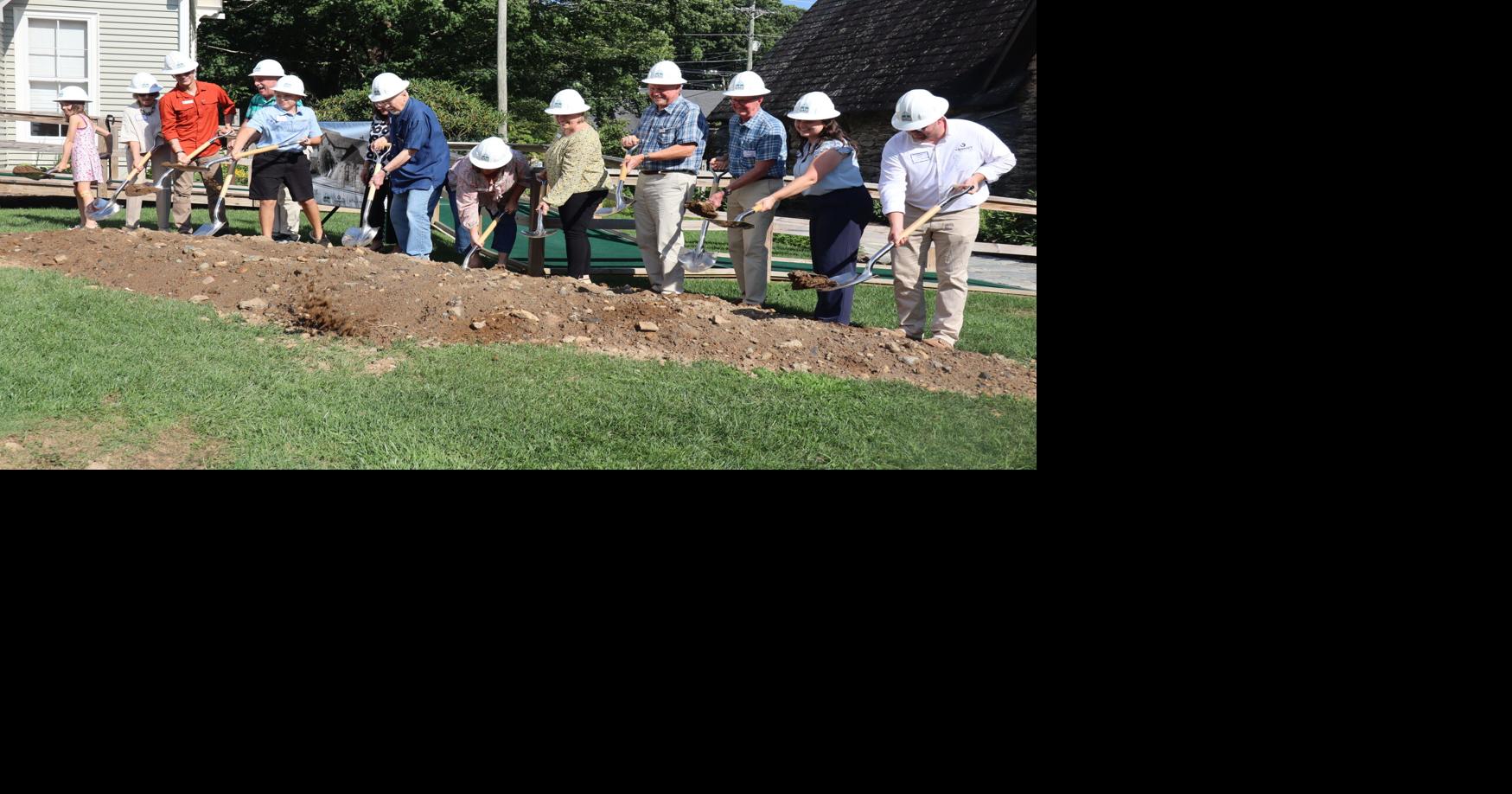 Read moreRumple Church breaks ground on new building