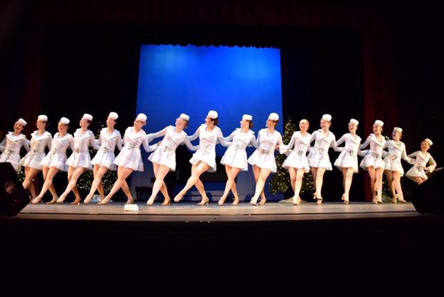 Carolina Snowbelles Brings Christmas To Banner Elk Entertainment