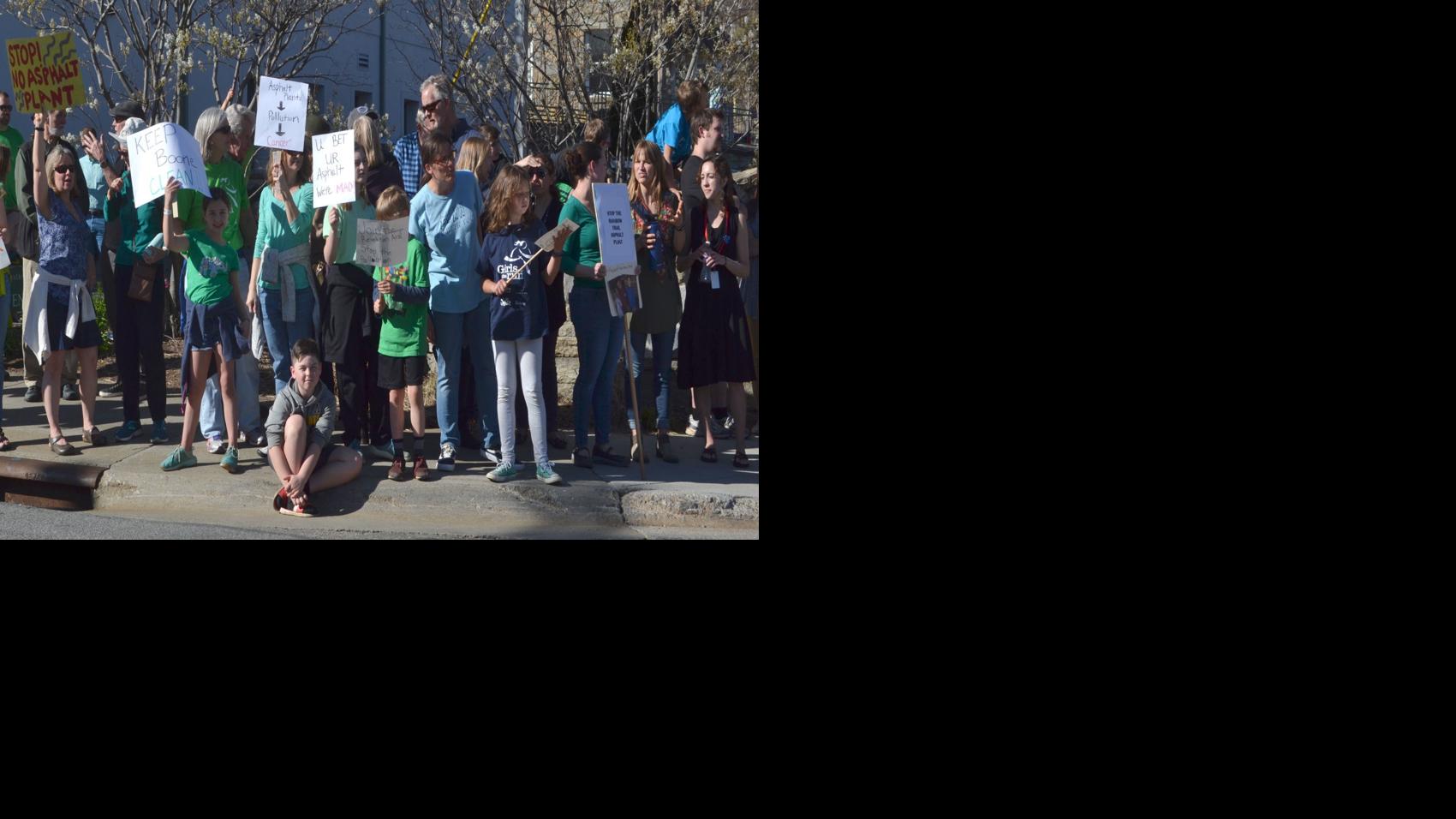 Four years on, citizens continue to protest Rainbow Trail ...