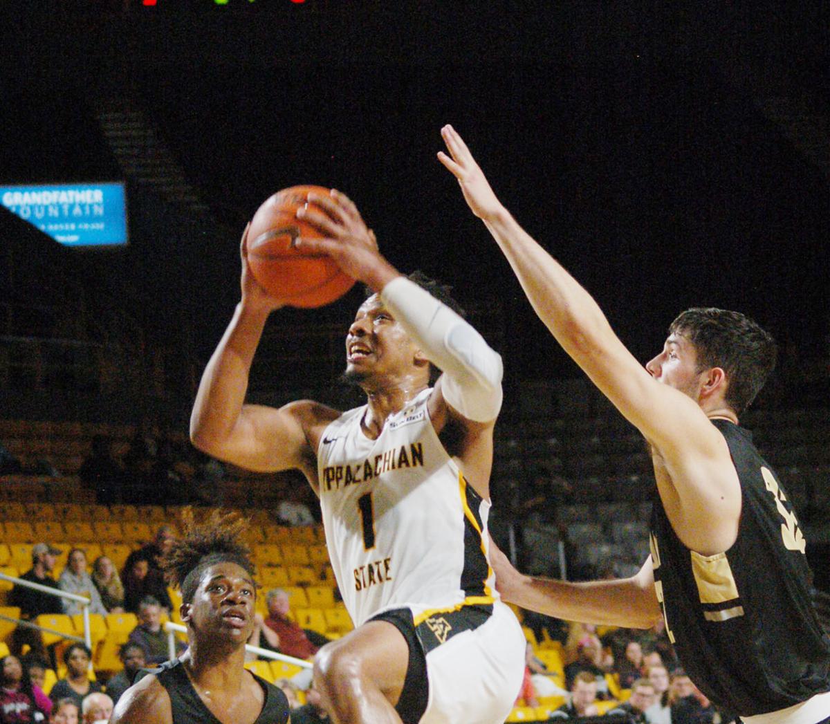 Kerns Holds First Practice For App State Men S Basketball Team
