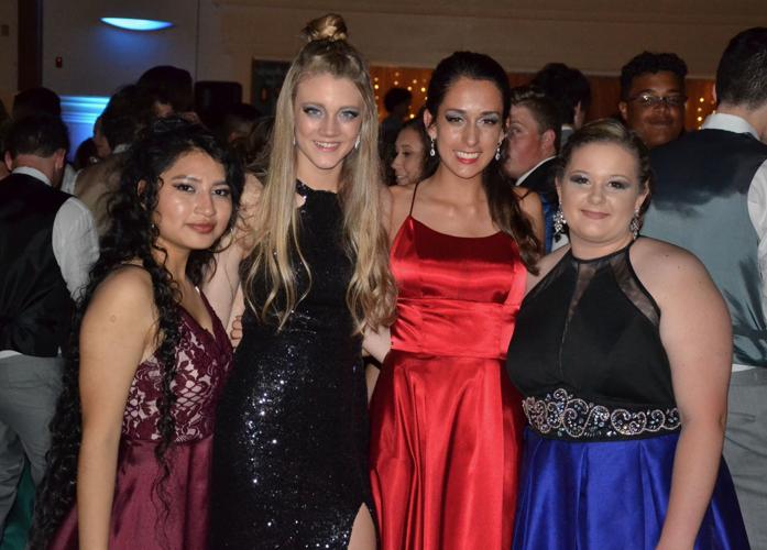 Dressed to the nines: WHS students go to prom | Community ...
