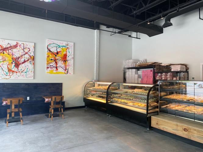 Cupcrazed Cakery opens on Blowing Rock Road Main Street