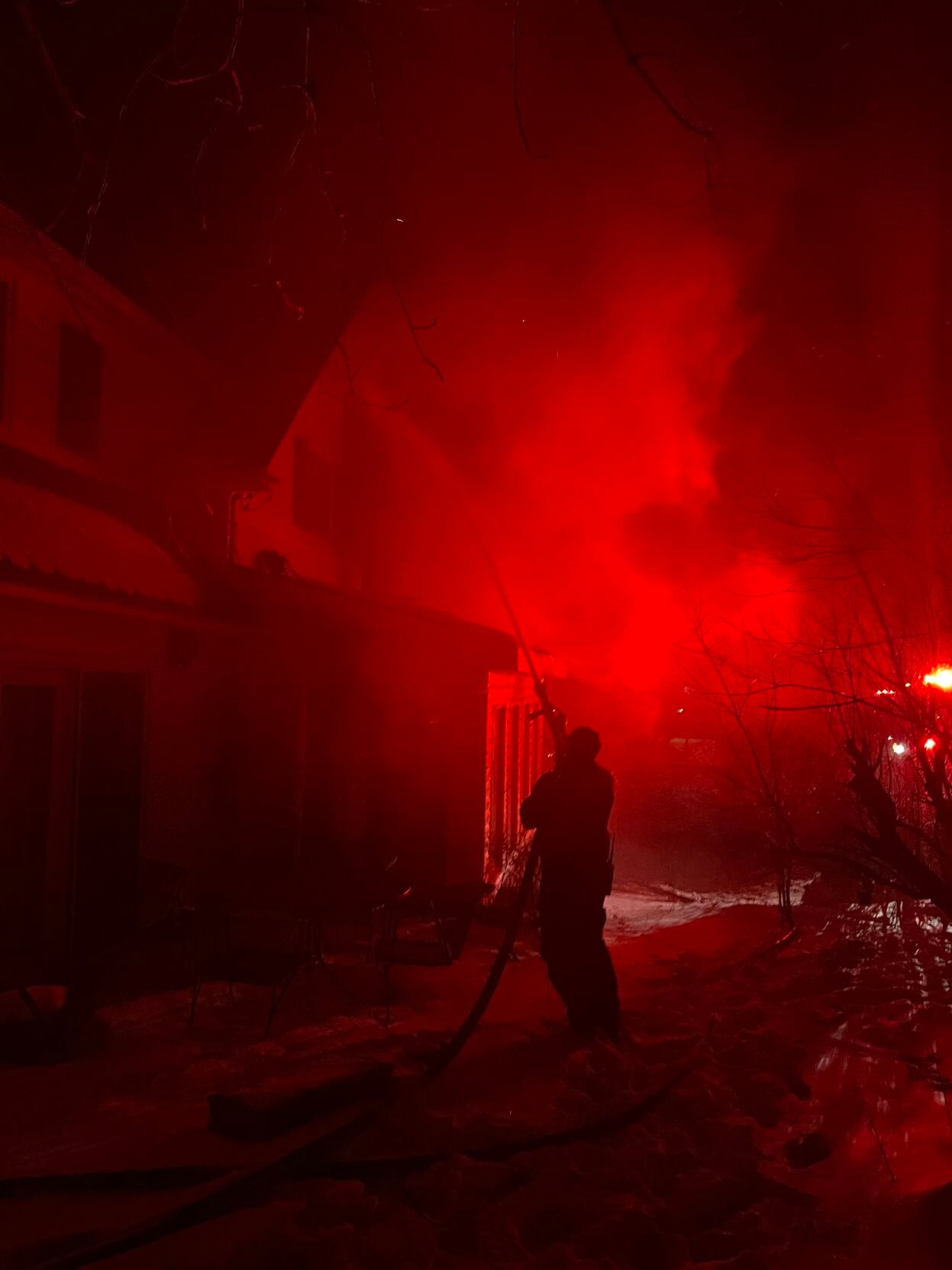 No injuries reported after chimney fire spreads to structure | Local ...