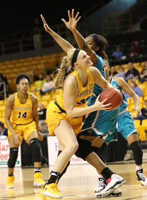 Women S Basketball Collapses Late Stunned 56 53 By Coastal Carolina Sports Wataugademocrat Com