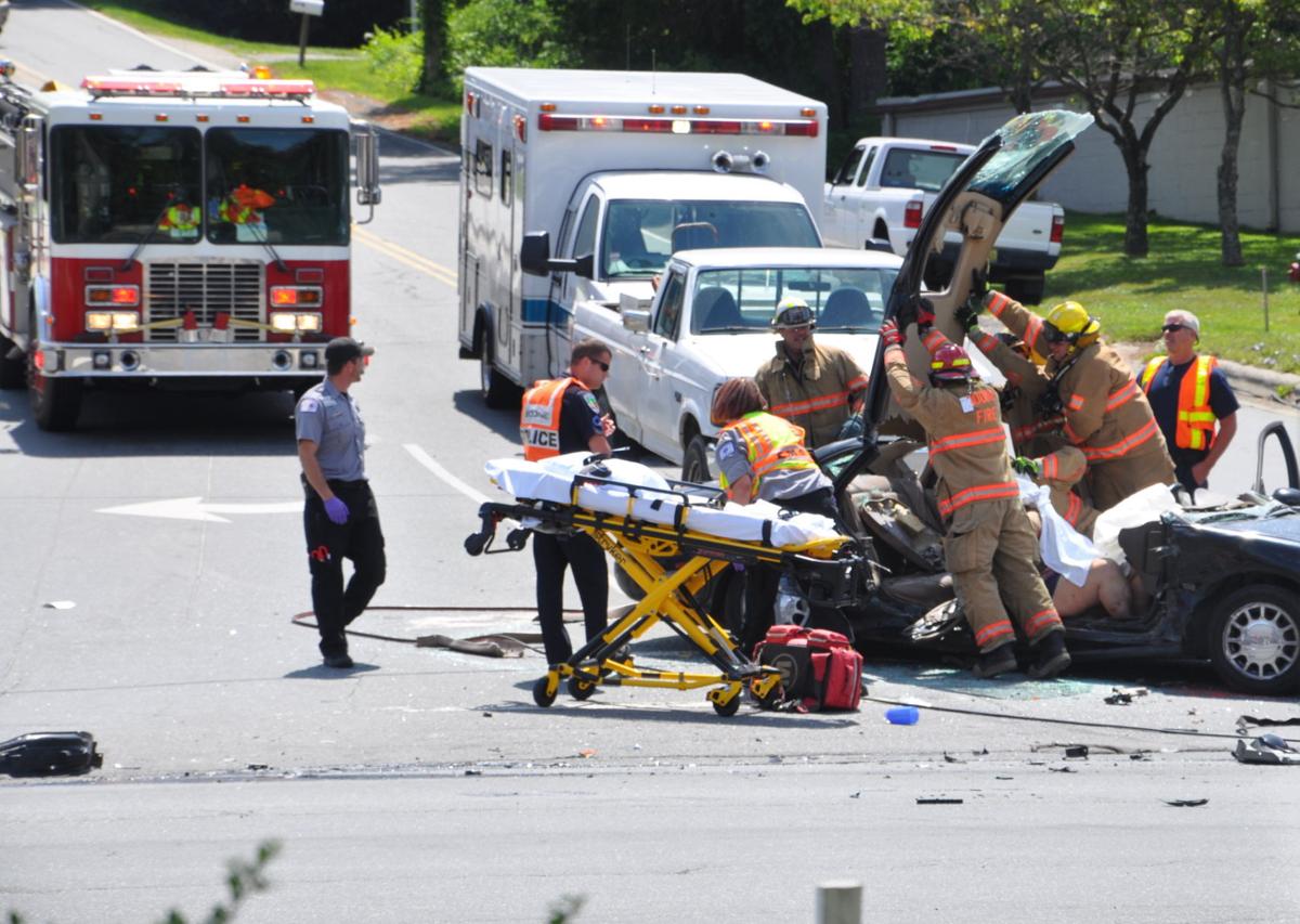 Boone firefighters remove roof after threecar crash News
