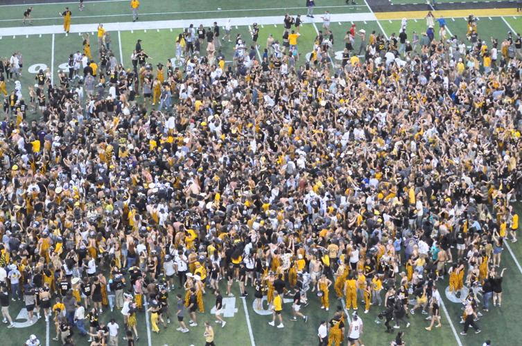 Mountaineers beat Pirates, 43-28, in front of record-tying crowd ...