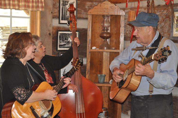 The fastest sale Bolick and Traditions Pottery's Thanksgiving wood