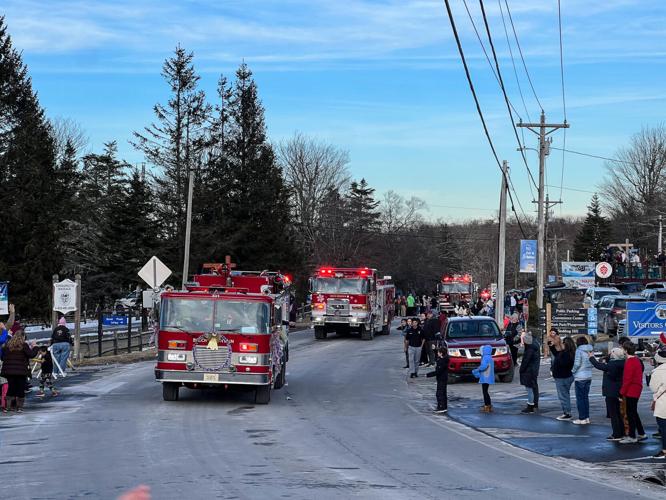 Beech Mountain enjoys Christmas Parade Community