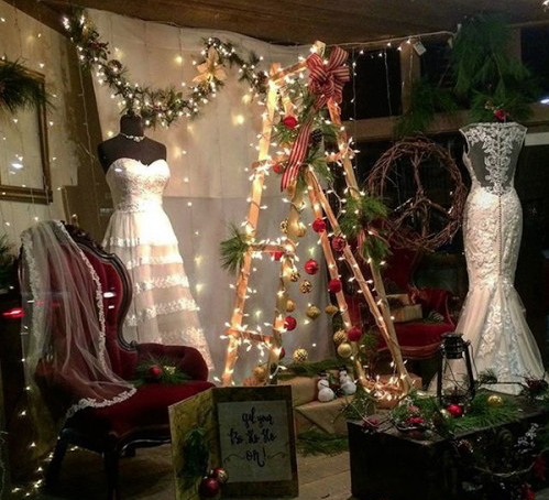 this is the display that landed did someone say party international recognition as a winner of the lillian west window contest - Someone Decorating For A Party this is the display that landed did someone say party international recognition as a winner of the lillian west window contest - Someone Decorating For A Party